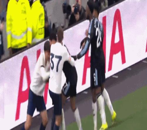 历史对决精,彩纷呈,实时让值揭,BB贝博艾弗森,BB贝博艾弗森体育,BellBet,BB贝博艾弗森体育官网